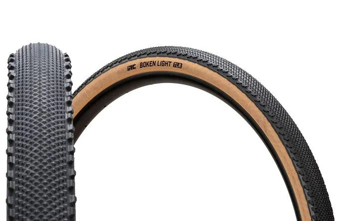 IRC Boken Light Tubeless Tyre  — 700 x 40c (40-622) / Tan Wall