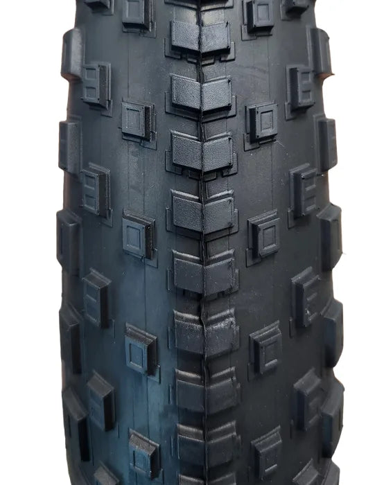 Wanda Super Fat Knobby Wire Bead Tyre  — 20 x 4.00" (100-406) / Black Wall